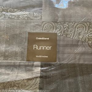 Brand new gorgeous table runner